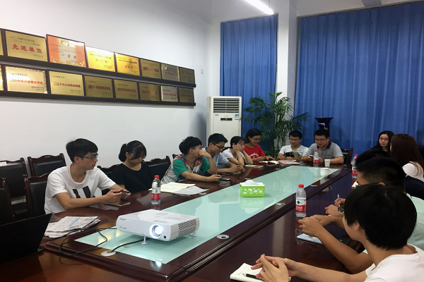 学工助理及实验助理参与培训会