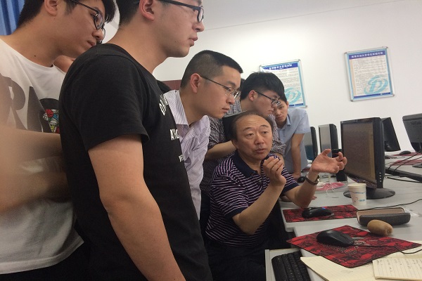 赵波总工指导学生