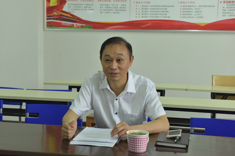 陈玉祥同志组织学习情景
