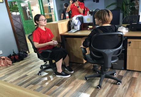 图2:实践队对某鞋业品牌负责人的采访