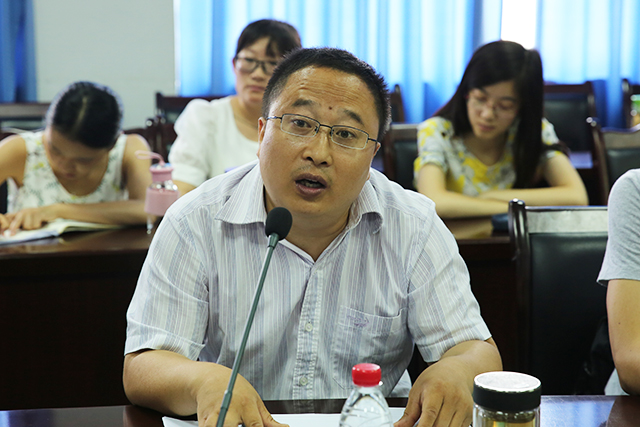党总支书记帅建祥主持